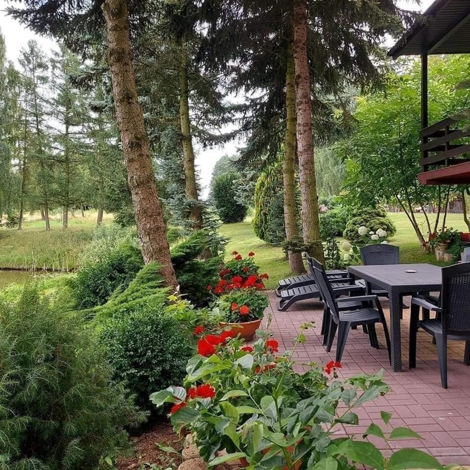 Dom Wakacyjny Z Ogromnym Ogrodem Witaszyn Exterior photo